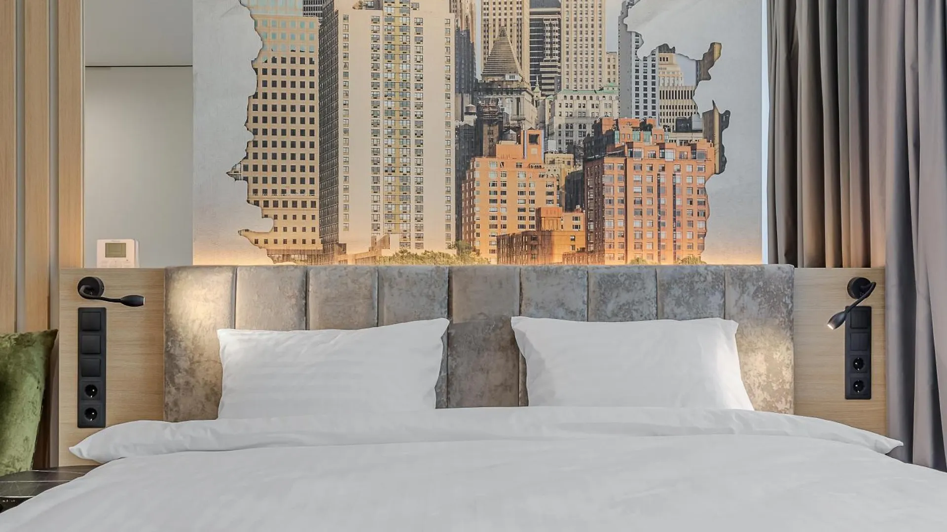 Aparthotel Manhattan High Line Apart Kyiv
