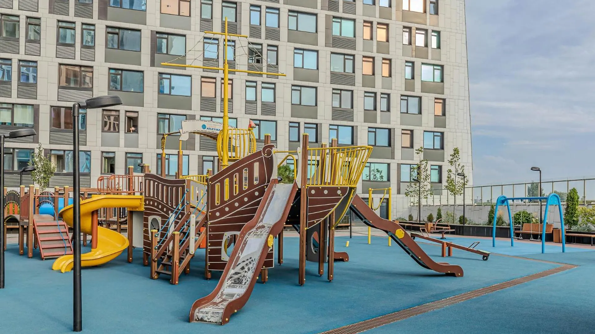 Manhattan High Line Apart Киев Апарт-отель